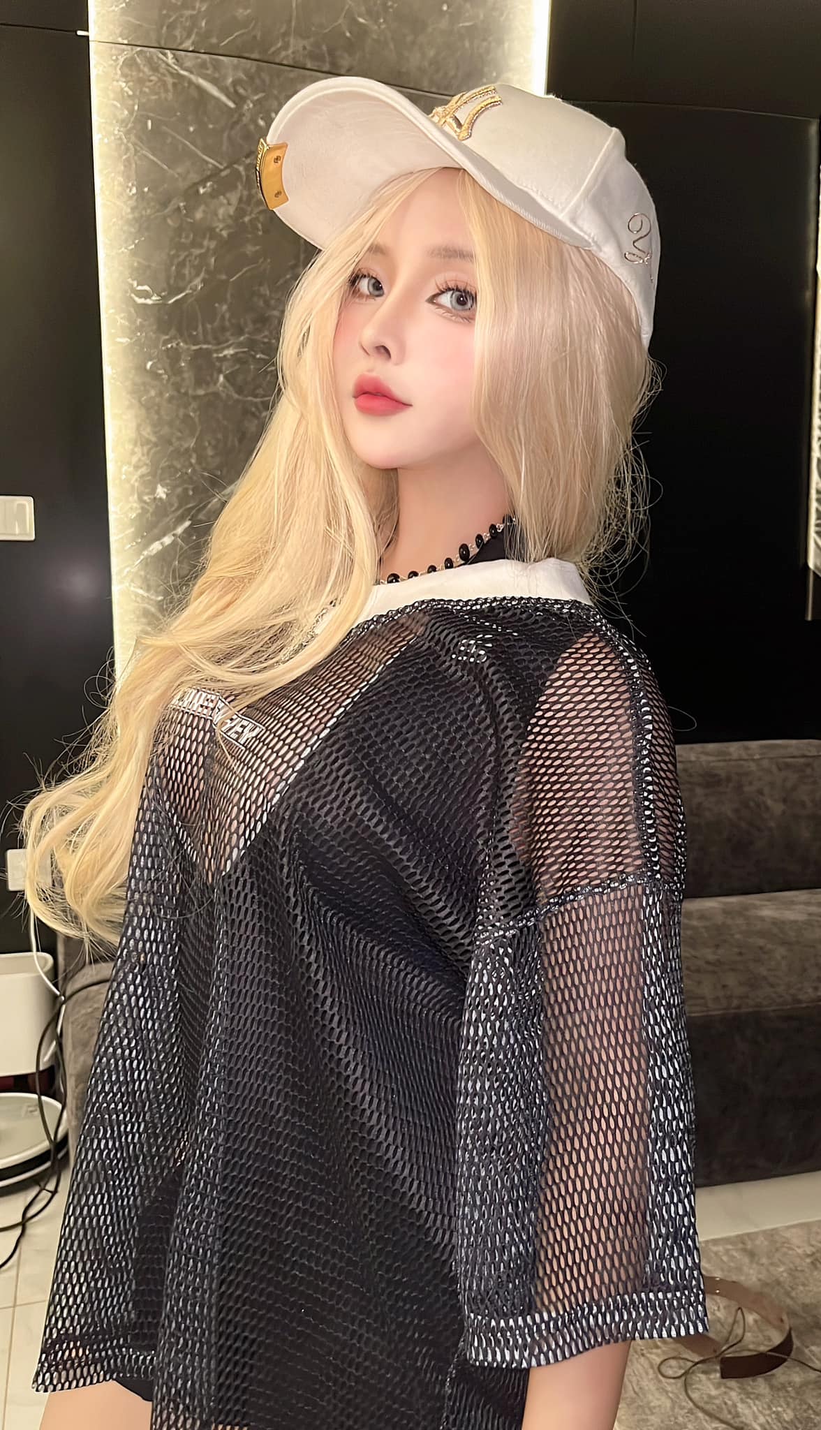 Sayo mono Ngoài đời